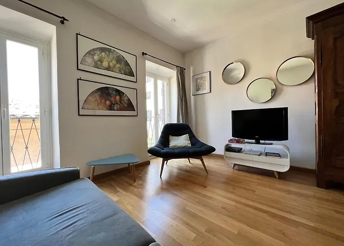 Campo Dei Fiori - Cozy And Apartman *